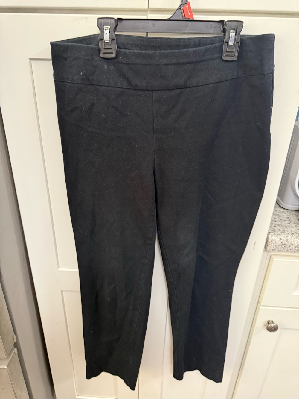 Chico's Black Straight Leg Pull-On Trousers